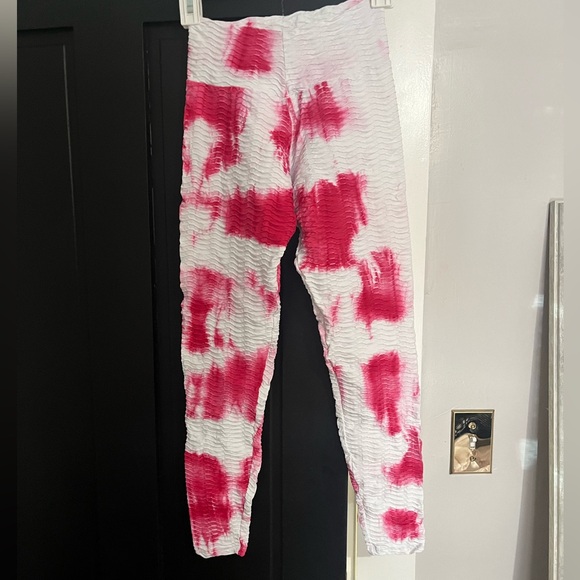 Booty by Brabants original pink and white tie dye. One size fits most - Picture 4 of 4